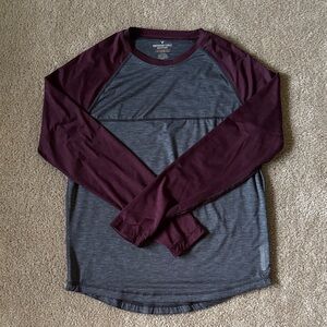 American Eagle Outfitters Medium Gray and Burgundy Long Sleeve Tee